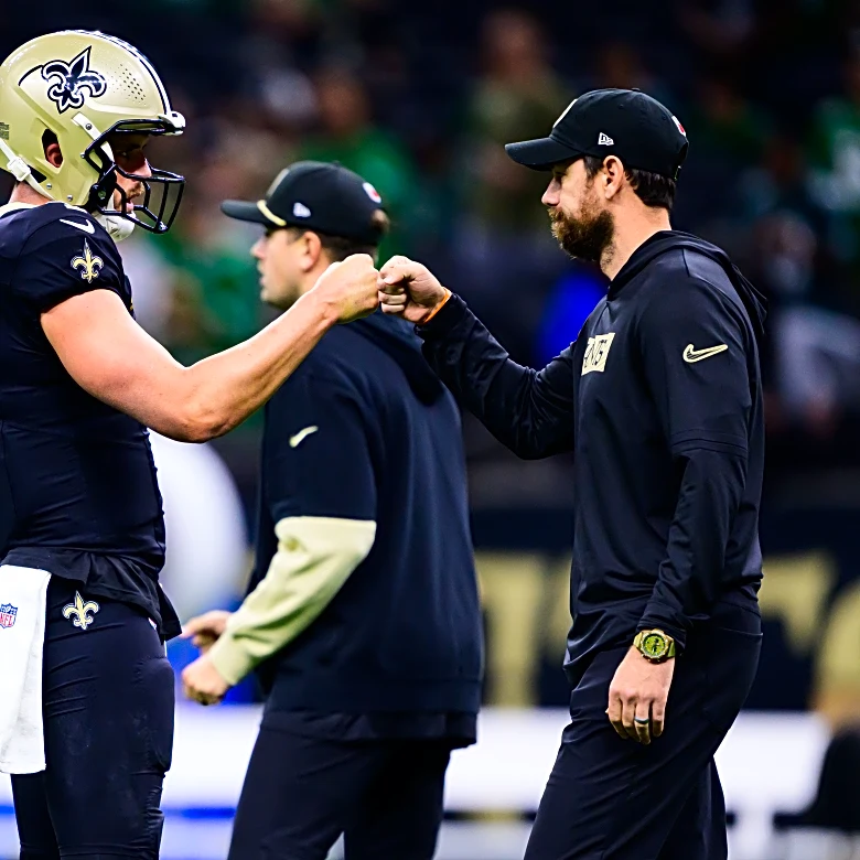 Could Derek Carr be part of Las Vegas Raiders again?