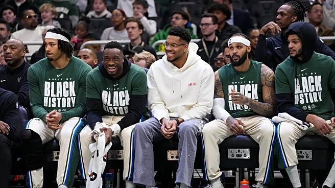 Bucks to keep Giannis through the deadline