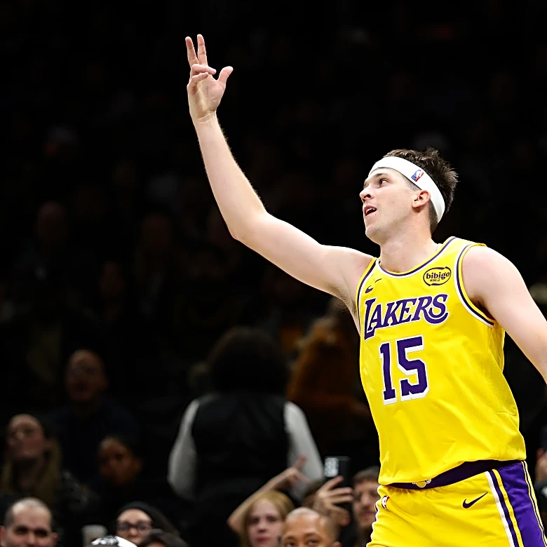 Austin Reaves reminded everyone just how special he is