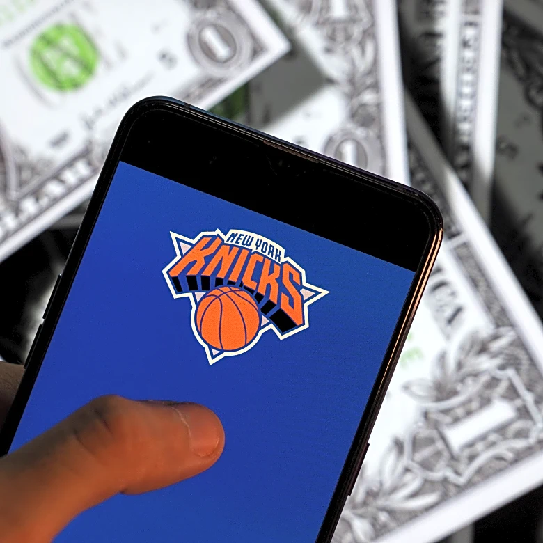 Knicks Roster, Salaries, Cap Space, Available Draft Picks and More