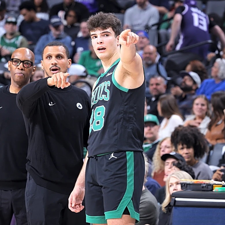 Who wins the possession battle for the Celtics?