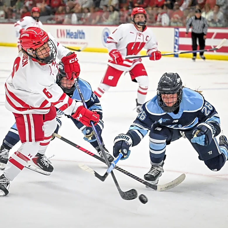 Badgers and Buckeyes set to battle with first place on the line