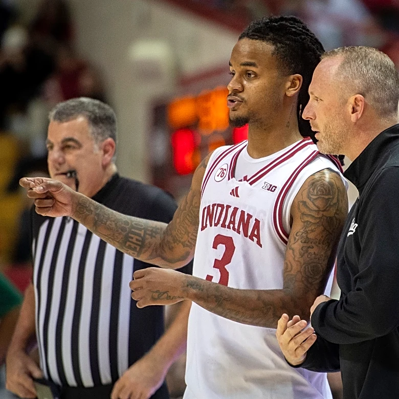 Indiana’s Darian DeVries predicts an NBA future for Lamar Wilkerson