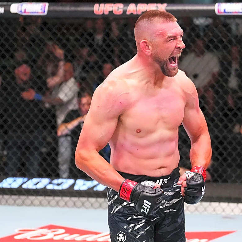 Highlights! Dustin Jacoby smashes ‘Juice Box’ to score third-straight knockout finish | UFC Vegas 113