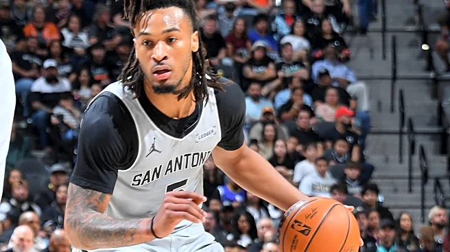 Spurs make easy work of the Mavericks