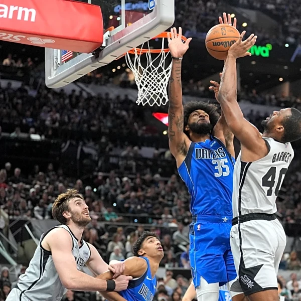 Player Grades: Mavericks vs Spurs, ag
