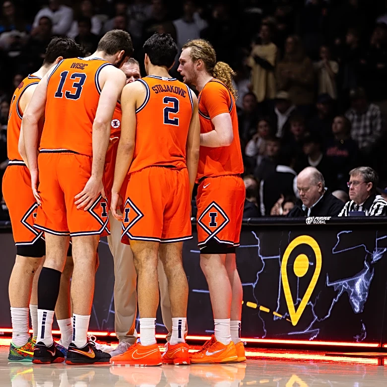 Illinois struggles offensively, falls in overtime at Michigan State