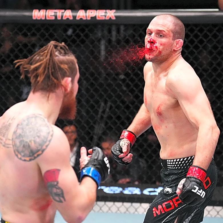 Two fighters transported to hospital following violent UFC Vegas 113