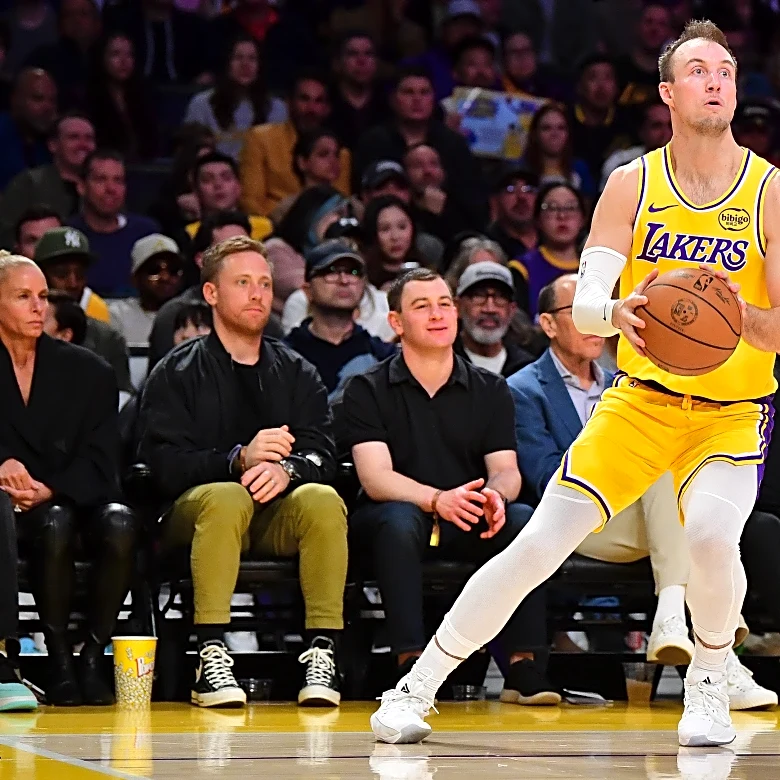 YouTube Gold: Luke Kennard Makes His Lakers Debut