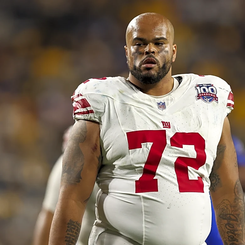 NY Giants free agents 2026: Jermaine Eluemunor decision will be telling