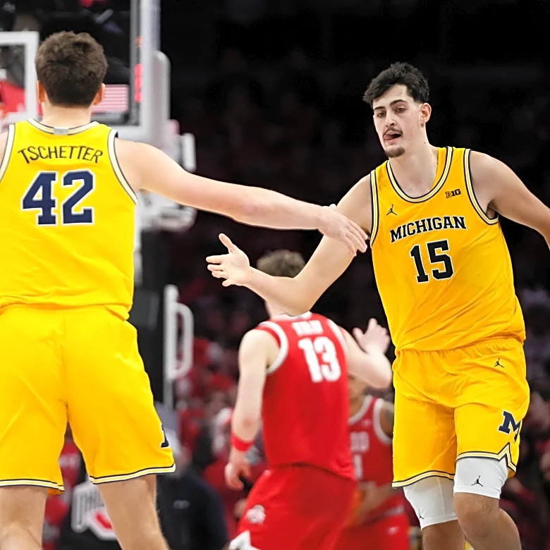 Aday Mara’s making 3-pointers unlocks new wrinkle to Michigan’s offense
