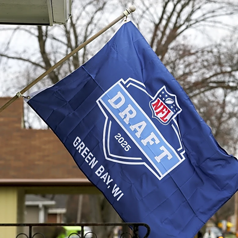 NFL to have talks about extending the window for traded draft choices