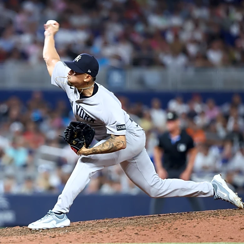 Will any of the pitchers Mike Hazen signed on minor league contracts contribute in 2026?