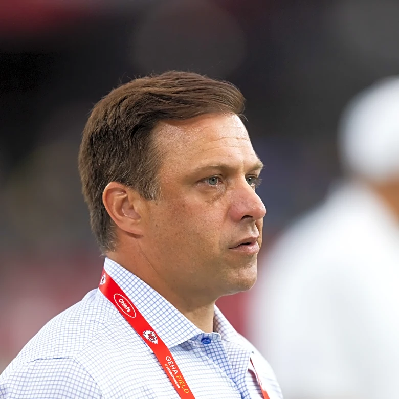 AP Mailbag: What is the Chiefs’ salary cap philosophy?