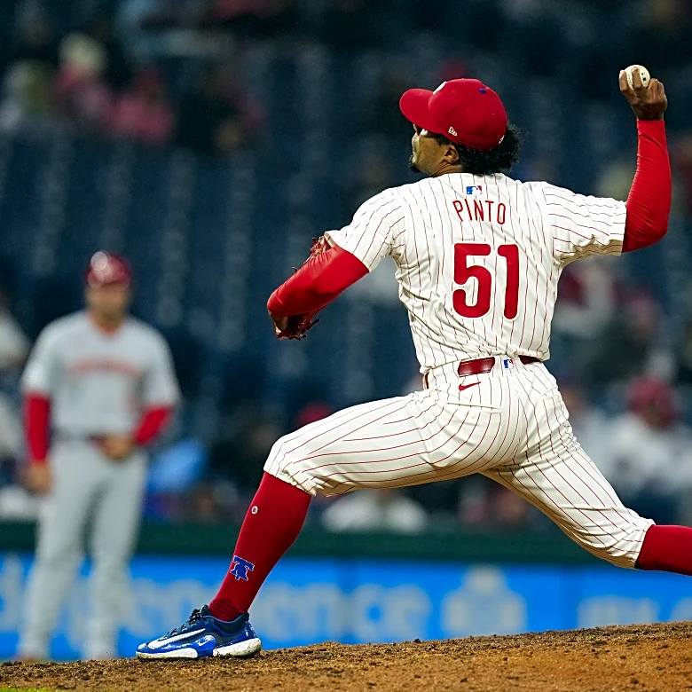 The “Last Man In” free agent tournament: Jake Arrieta vs. Ricardo Pinto