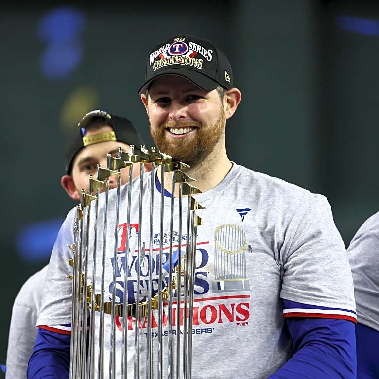 Montgomery returning to Rangers, per reports