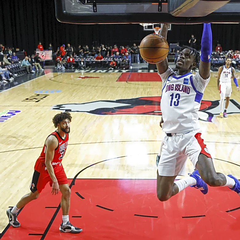 Adieu, Montreal! Long Island ends latest Canadian trip with a loss