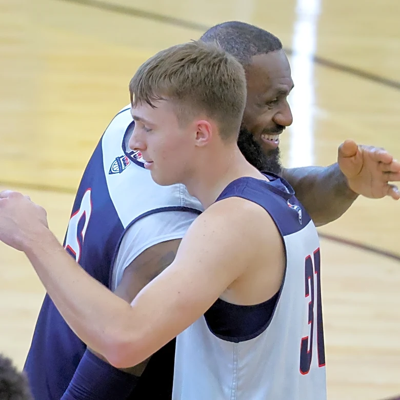 3 things to watch as the Mavericks visit the Los Angeles Lakers