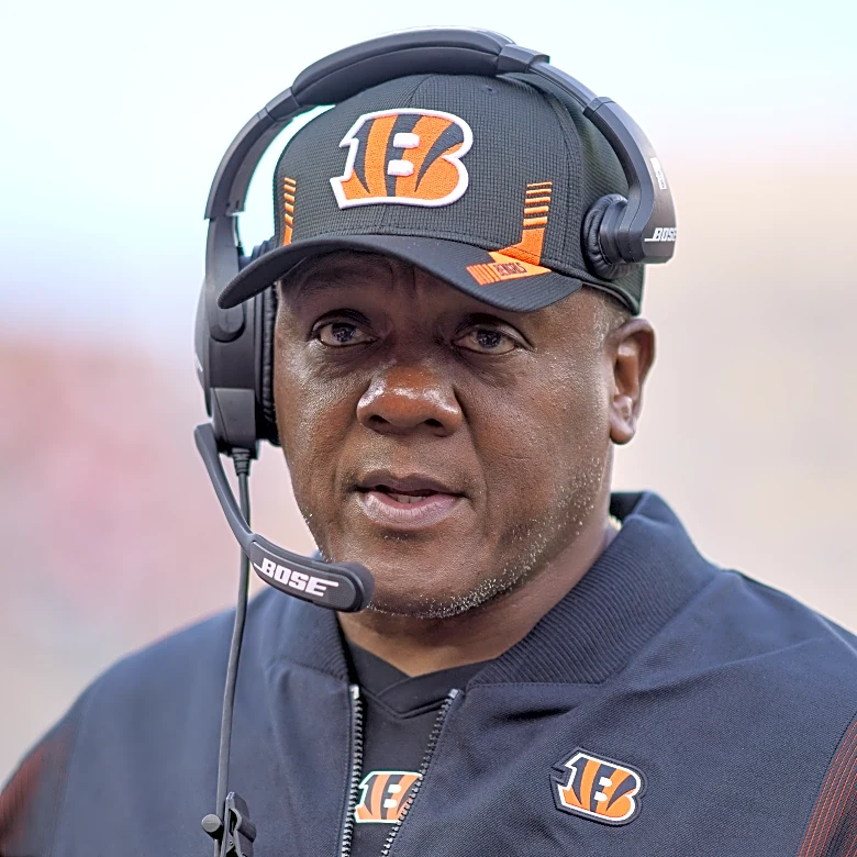 Report: Colts to hire Arkansas’ Marion Hobby as new defensive line coach