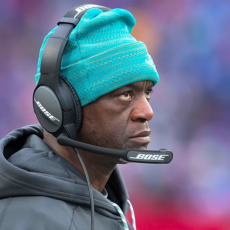 Robert Saleh hires his cousin; Titans officially lose LB coach Frank Bush