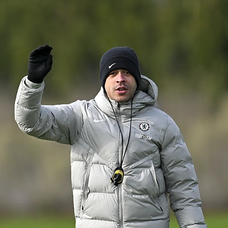 How should Chelsea line up against Hull City in the FA Cup?