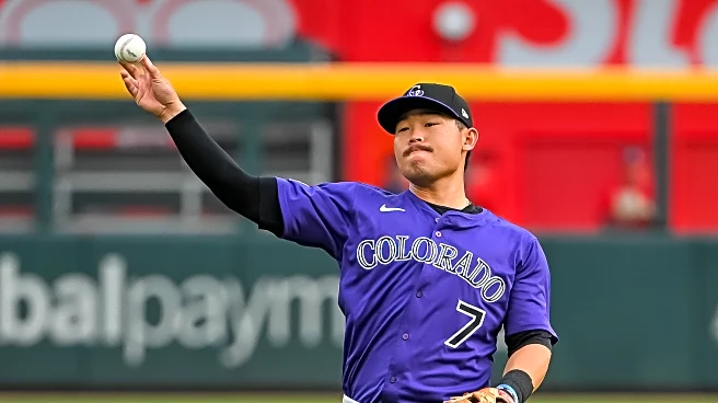 Dodgers sign Keston Hiura to minor league deal, per reports