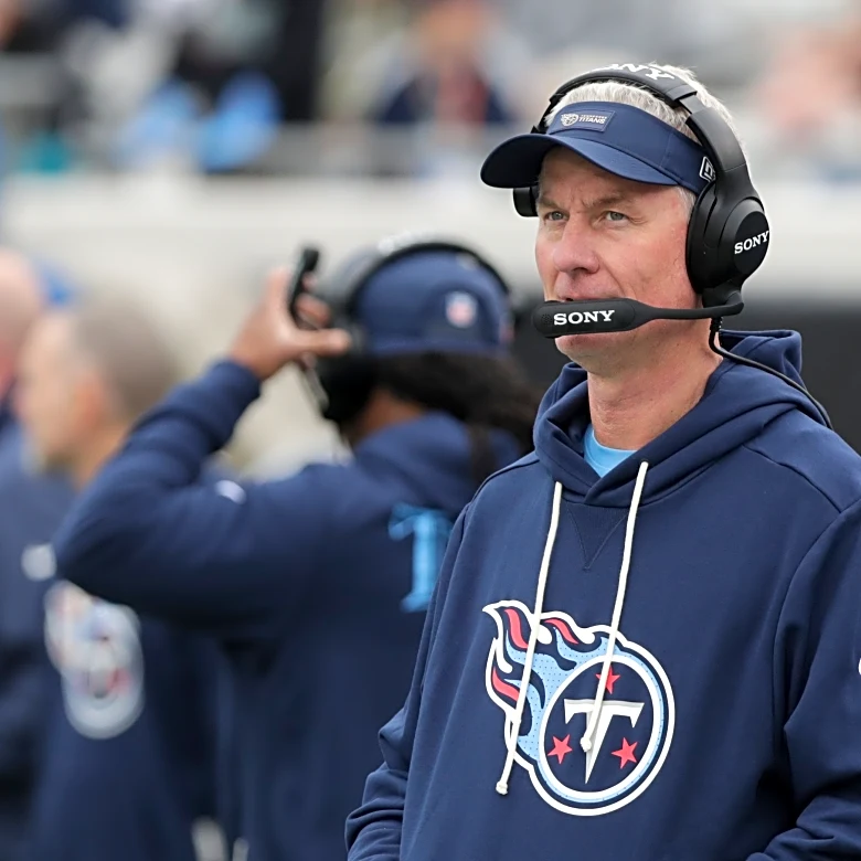 Klint Kubiak starts filling out Las Vegas Raiders coaching staff with 1 hire, multiple interviews