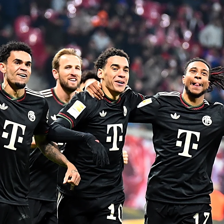 Harry Kane, Michael Olise, and Luis Díaz on pace to break goal contribution record with Bayern Munich