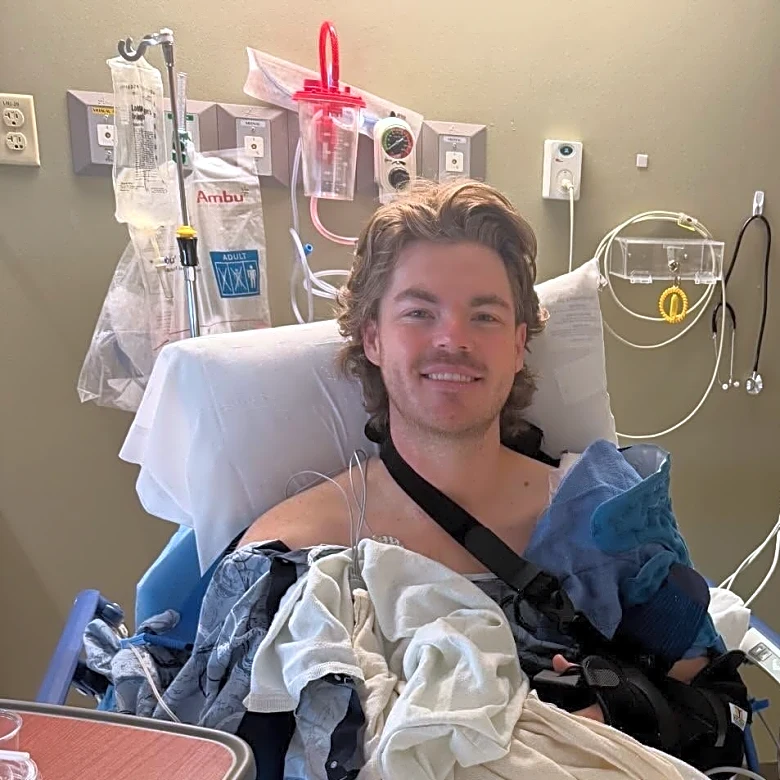 How can the Arizona Diamondbacks replace Andrew Saalfrank?