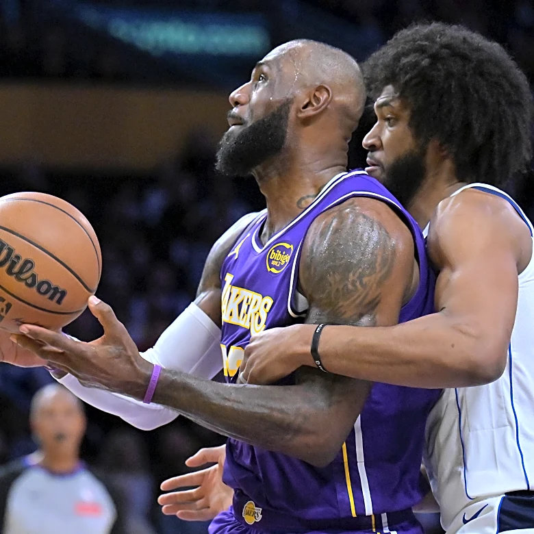 3 things from the Mavericks’ 124-104 loss at the Los Angeles Lakers