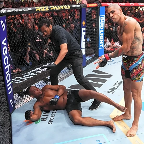 Pereira! Holloway! UFC streaming epic UFC 300 PPV for free — and you can watch entire event right here