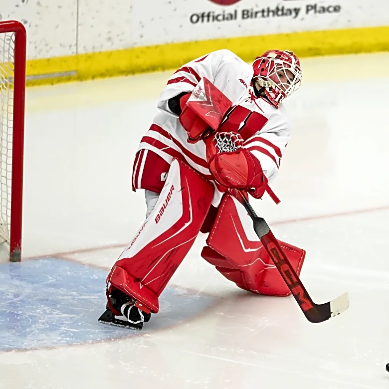 Badgers push for WCHA title continues with a trip to Minnesota State