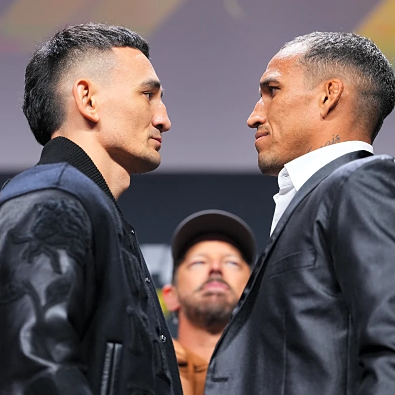 Best shape ever? Former UFC champion Charles Oliveira looks incredibly ripped for ‘BMF’ title fight | UFC 326