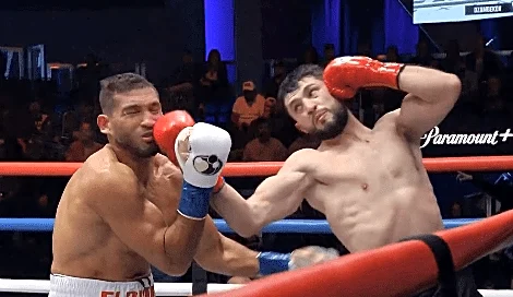 Knockout! Elbiali left with leg twitching after violent uppercut from Dzambekov | Zuffa Boxing 3