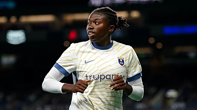 Nerilia Mondesir and Seattle Reign exercise mutual option through 2027