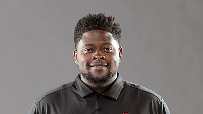 Texas hires Kwahn Drake as assistant DL coach