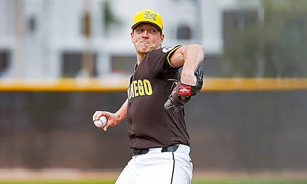 Padres add bounceback candidates over weekend