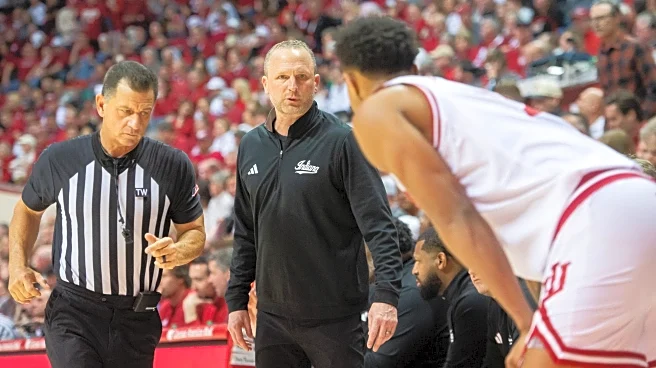 Darian DeVries looks to instill confidence in Nick Dorn: ‘Keep shooting’