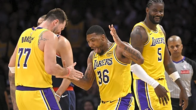 Lakers start important stretch of season off right with a win