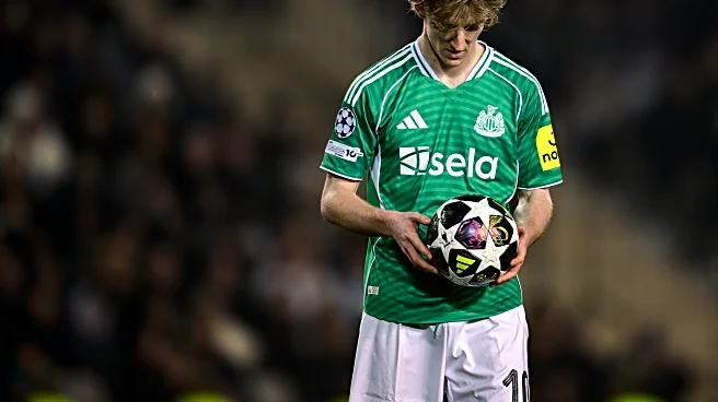 Eddie Howe Refuses to Take Sides on Anthony Gordon-Kieran Trippier Situation