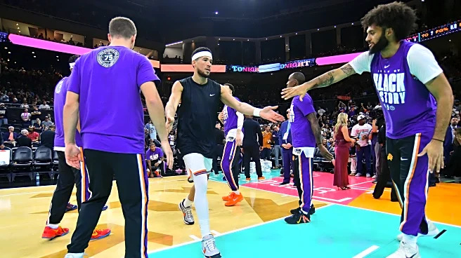 Suns announce Devin Booker will be re-evaluated in a week with a hip strain