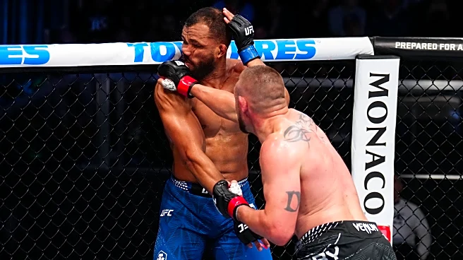 Dustin Jacoby reveals he may have suffered an injury after referee failed to stop fight at UFC Vegas 113