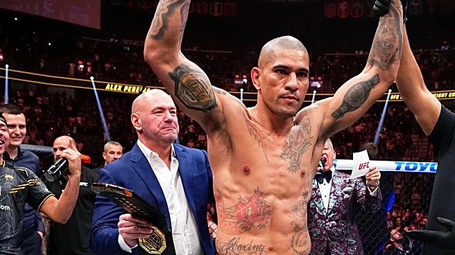 Dana White comments on championship shuffle: Alex Pereira yeah, Khamzat Chimaev nah