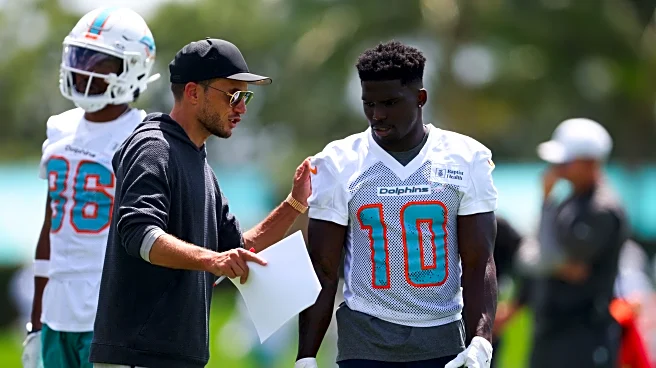 Mike McDaniel hire means Tyreek Hill could sign with Chargers