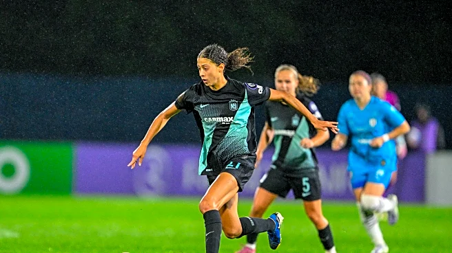 Midfielder Sofia Cook signs contract extension with NJ/NY Gotham FC through 2028