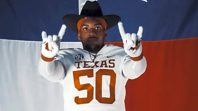 LOOK: Texas OL John Turntine III’s physical development is impressive