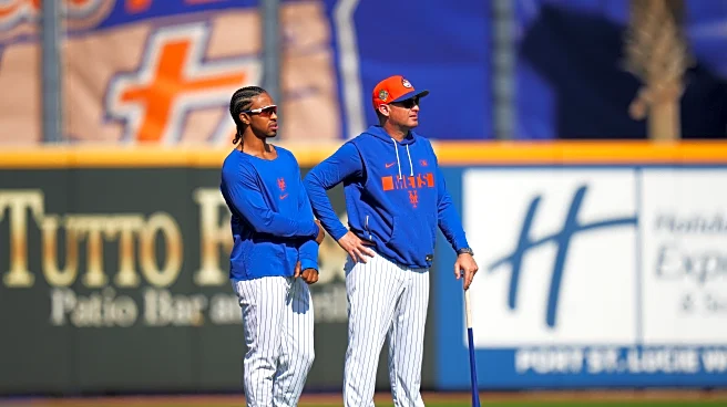 Francisco Lindor has stitches removed, still on track for Opening Day