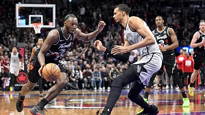 Spurs rally past Raptors for first 10-game winning streak since 2016