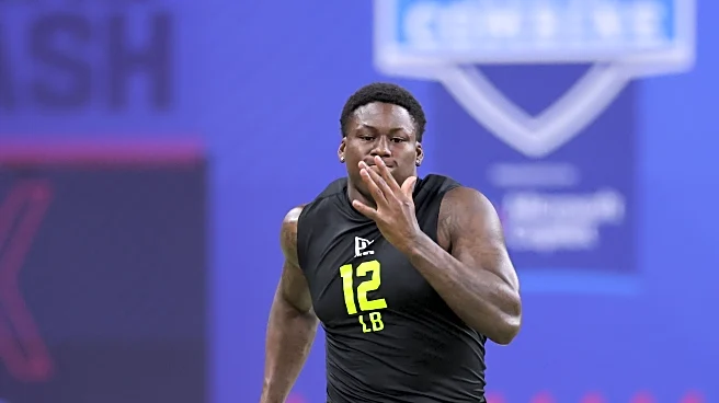 Longhorns Daily News: Texas LB Anthony Hill turns on jets in NFL Combine 40-yard dash