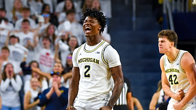 Michigan Basketball guard L.J. Cason tears ACL, out for season